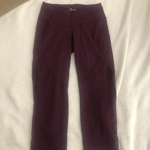 Old Navy Maroon capri leggings